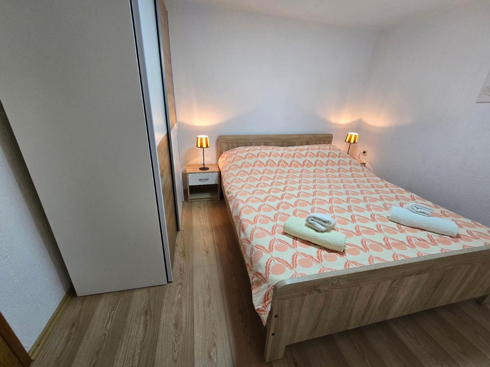 Polje  Apartments Ljubica מראה חיצוני תמונה